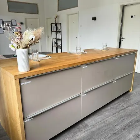 Homestay Heaven Homes - 5 Min Bis Zur Duesseldorfer Innenstadt Dusseldorf