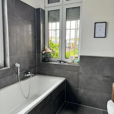 Heaven Homes - 5 Min Bis Zur Duesseldorfer Innenstadt Homestay